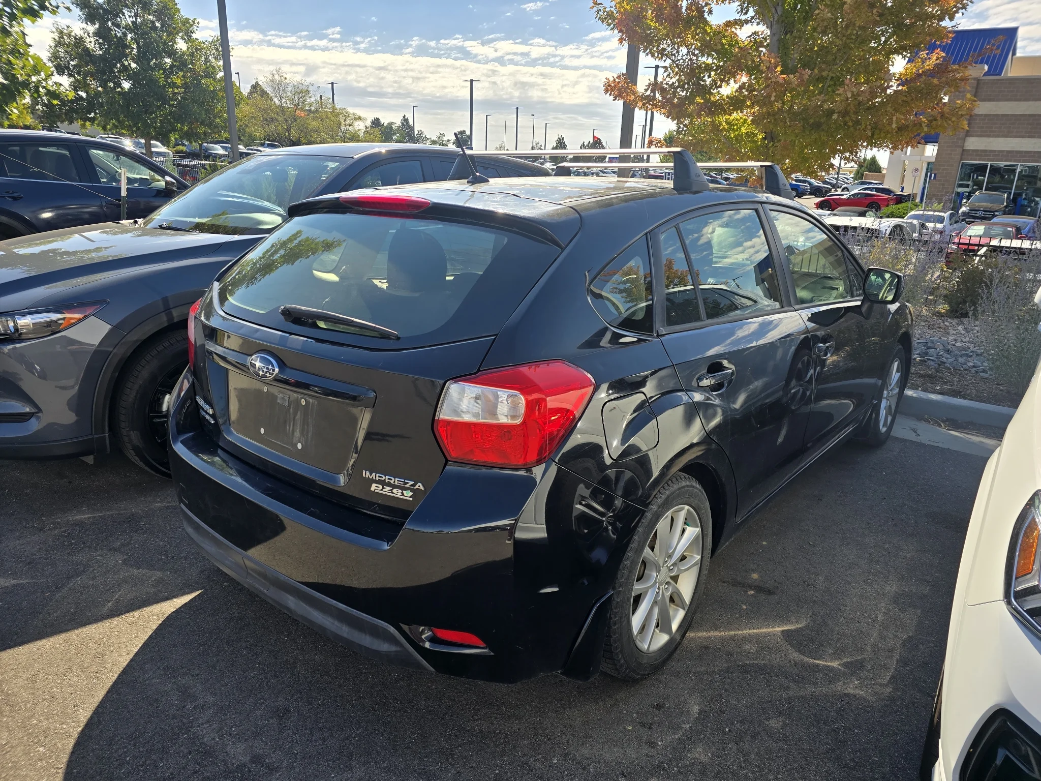 Used 2012 Obsidian Black Pearl Subaru 2.0i Premium image 13