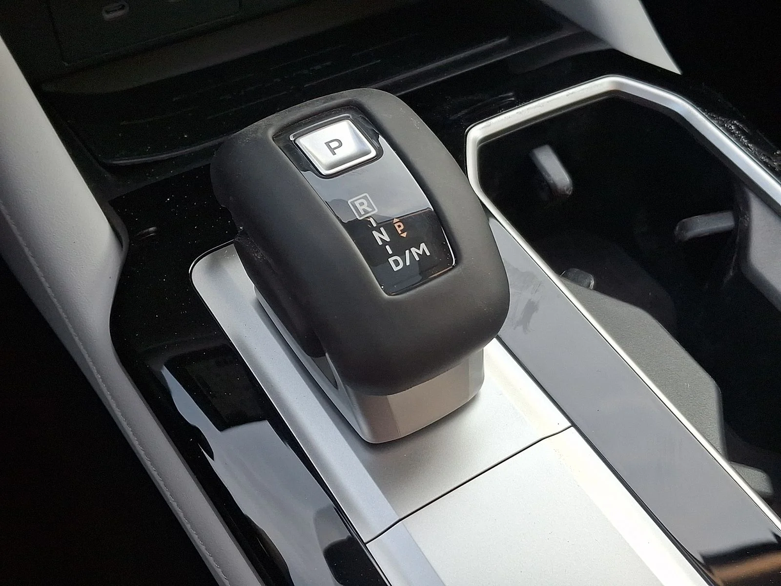 New 2026 White Mitsubishi SE image 14