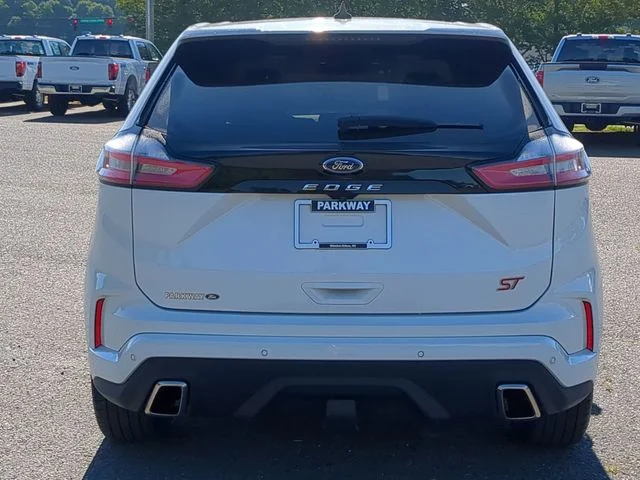 Used 2022 White Ford ST image 4
