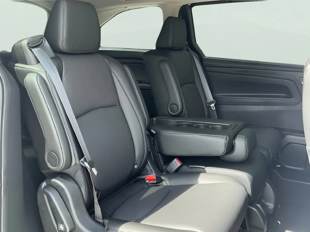 Used 2026 White Honda EX-L image 18