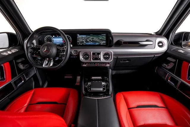 Used 2025 MANUFAKTUR Night Black Magno Mercedes-Benz G 63 AMG® image 35