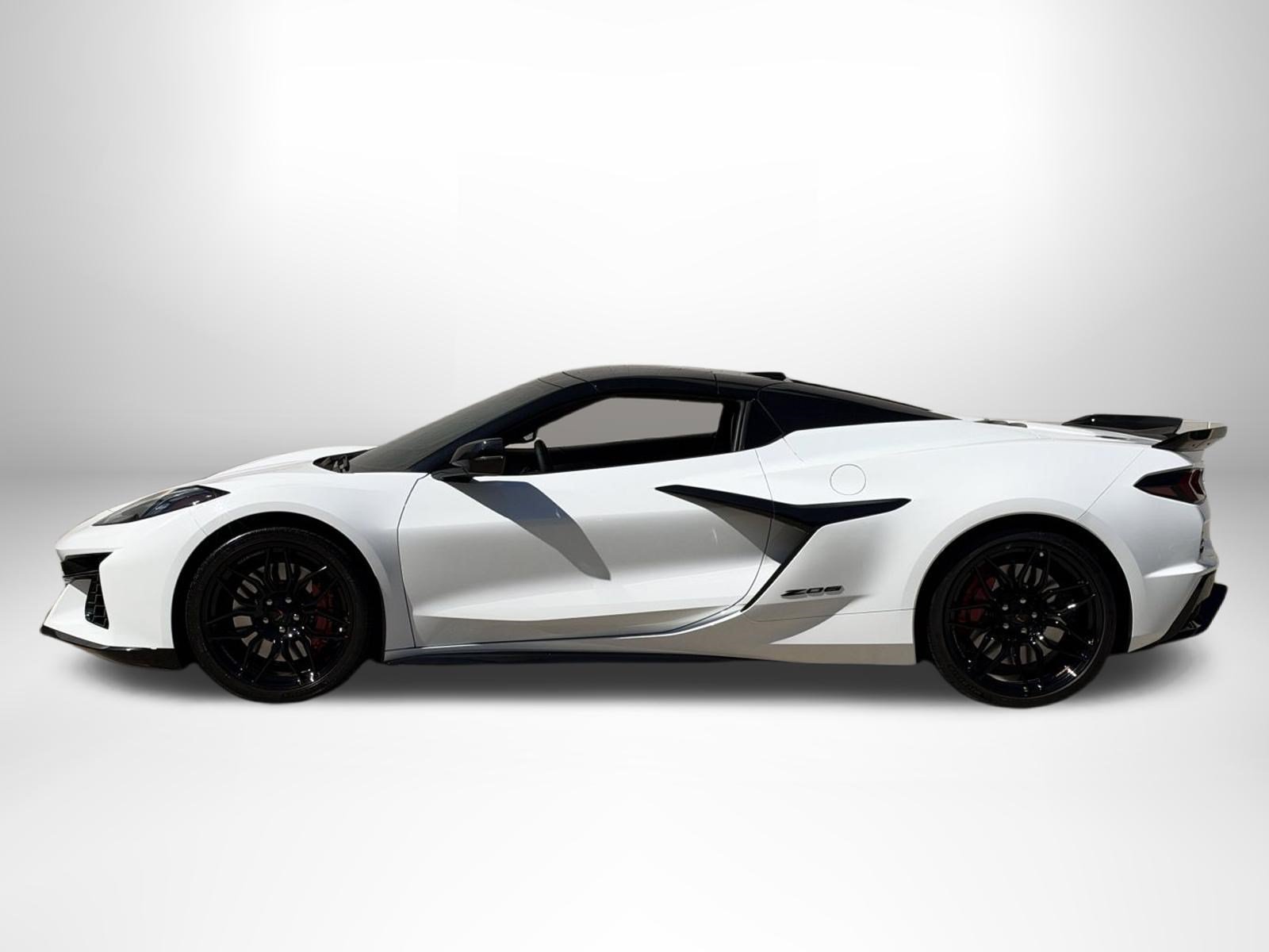 Used 2026 Arctic White Chevrolet Z06 2LZ image 6