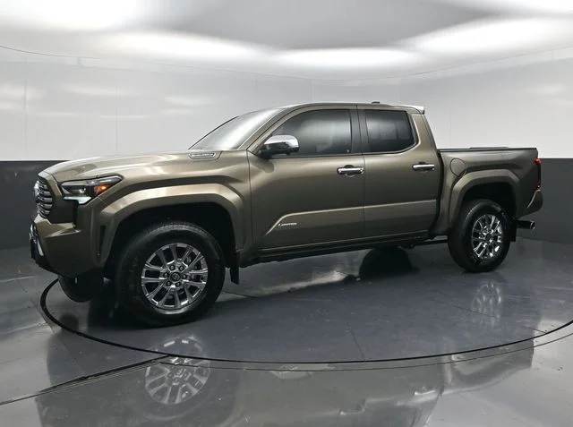 Used 2026 Bronze Toyota Limited image 4