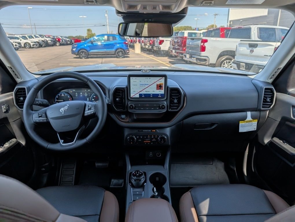 Used 2024 Gray Ford Badlands image 20