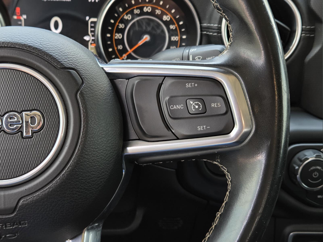 Certified Used 2020 Silver Jeep Overland image 15