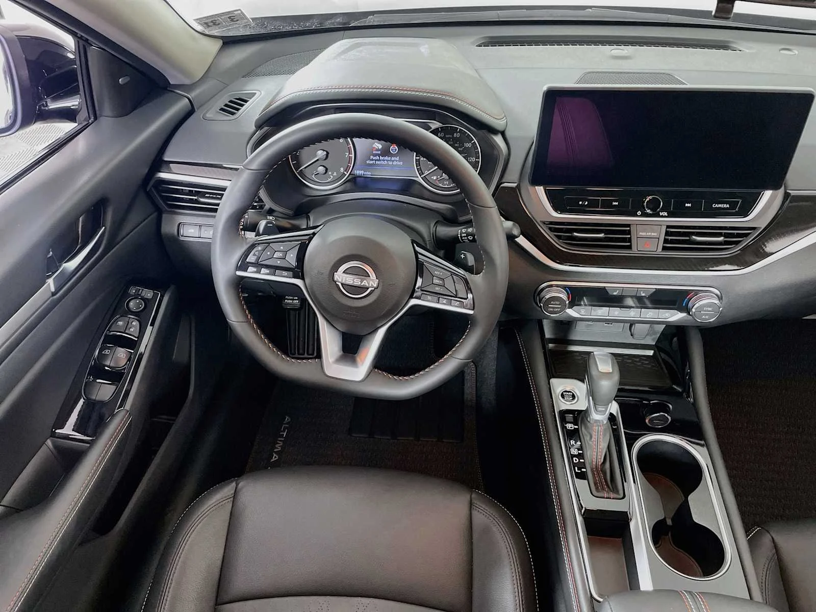 Certified Used 2025 Super Black Nissan SR image 19