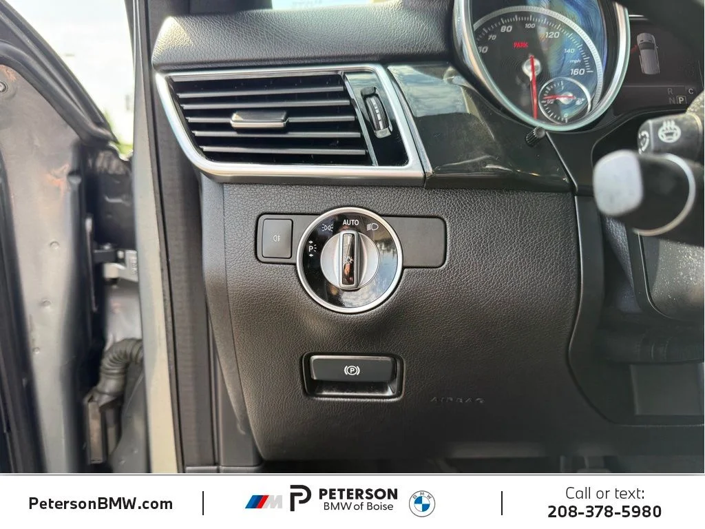 Used 2019 Gray Mercedes-Benz GLE 400 image 32