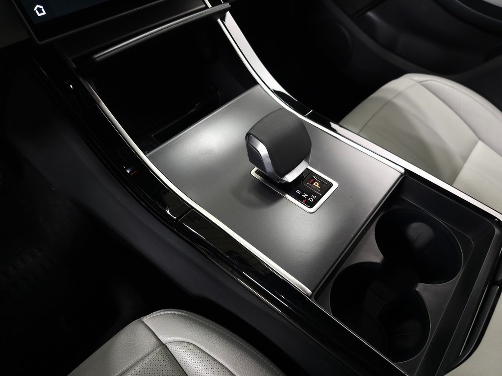 2026 LAND ROVER RANGE ROVER EVOQUE - Image 35