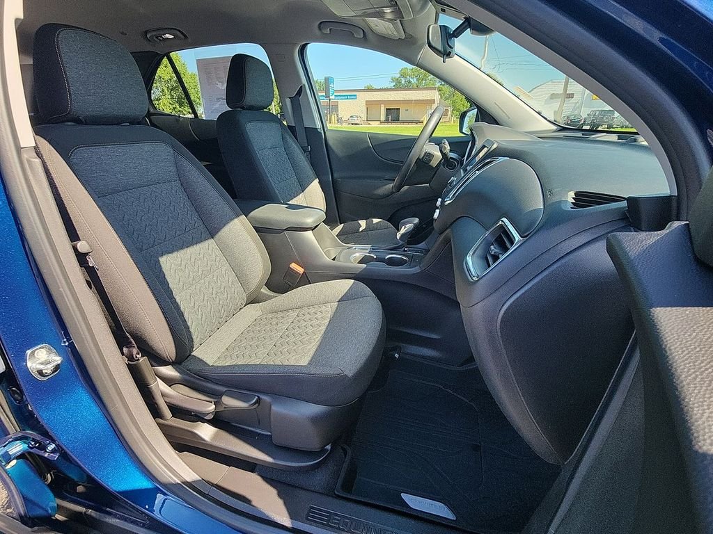 Used 2022 Blue Chevrolet LT image 23