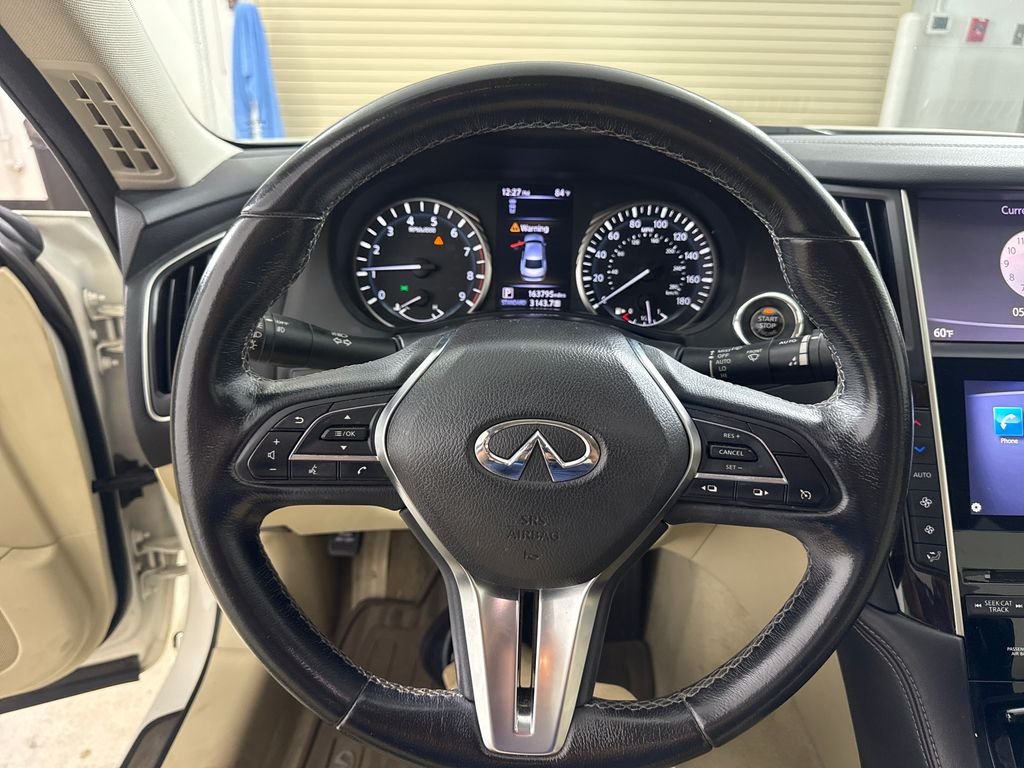 Used 2019 White INFINITI 3.0t LUXE image 18