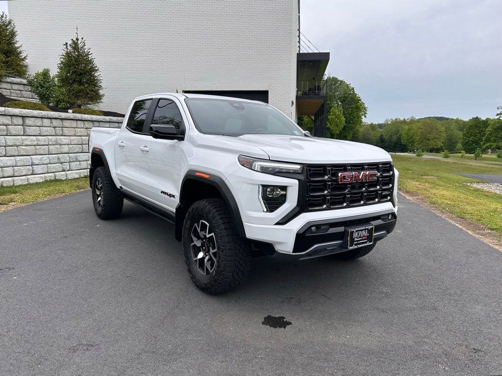 2023 GMC Canyon 4WD AT4X Crew Cab Short Box's photo