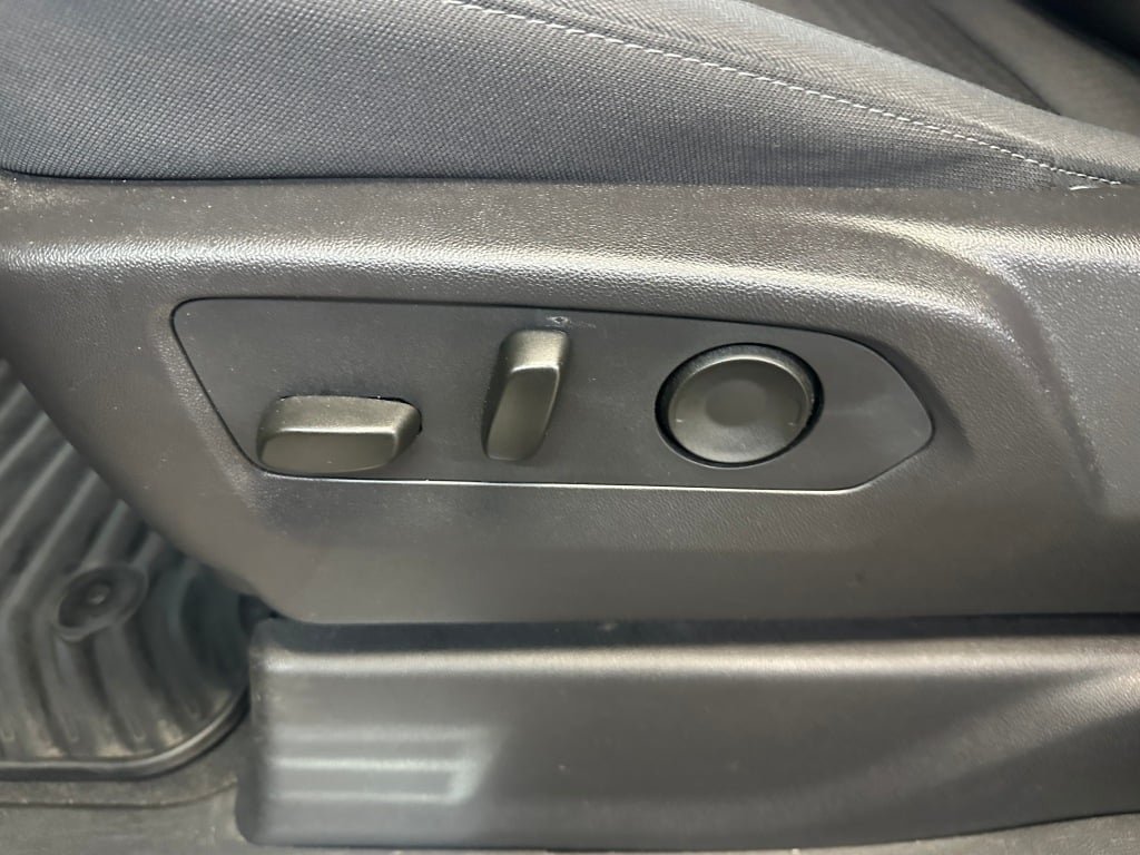 Used 2024 Sterling Gray Metallic Chevrolet LT image 6