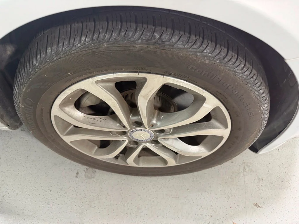Used 2016 Silver Mercedes-Benz C 300 image 8