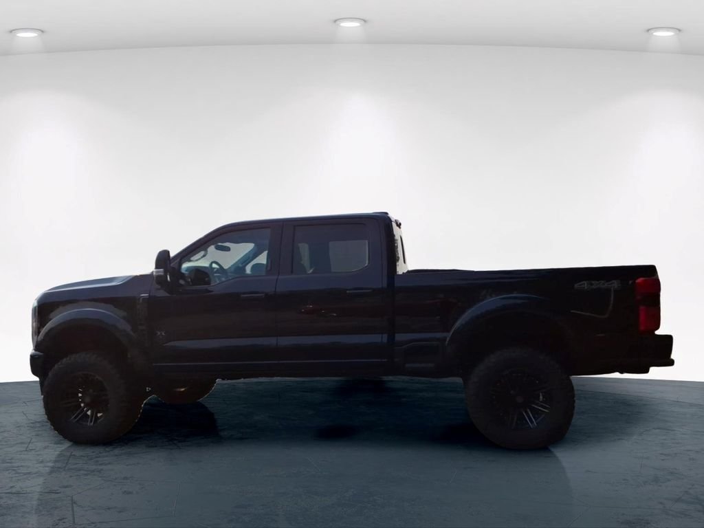 Used 2024 Black Ford Lariat image 9