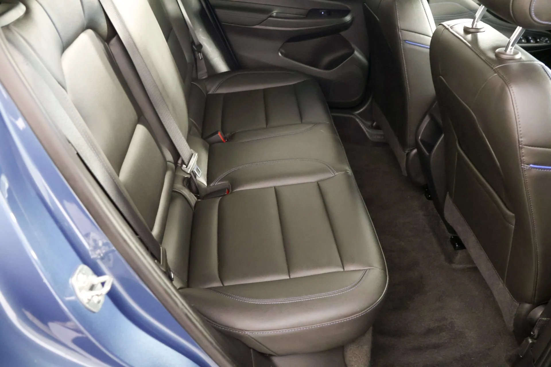 Used 2024 Ocean Blue Metallic Buick Sport Touring image 28