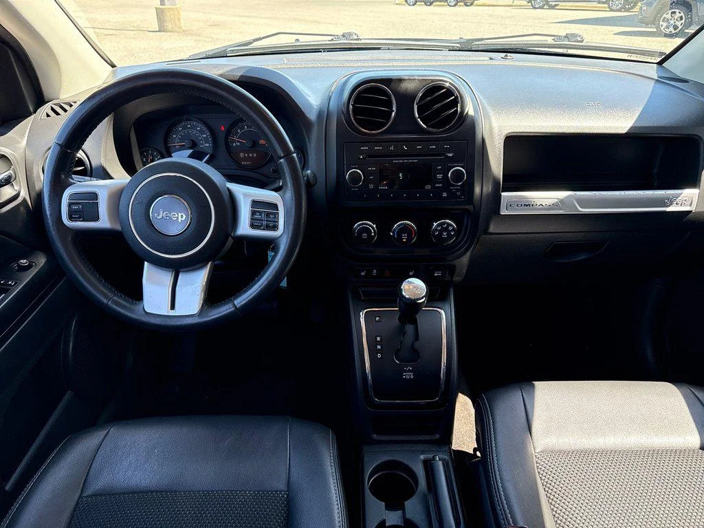 Used 2017 Black Clearcoat Jeep Sport SE FWD *Ltd Avail* image 21