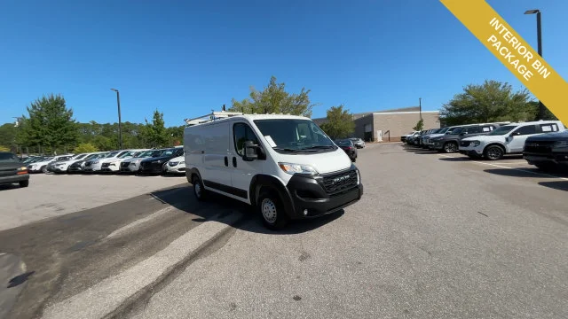 Used 2024 White Ram Cargo Van Tradesman Low Roof 136" WB w/Pass Seat image 8
