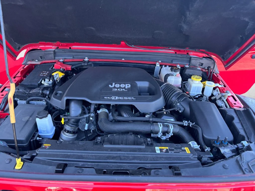 Used 2023 Red Jeep Rubicon image 14