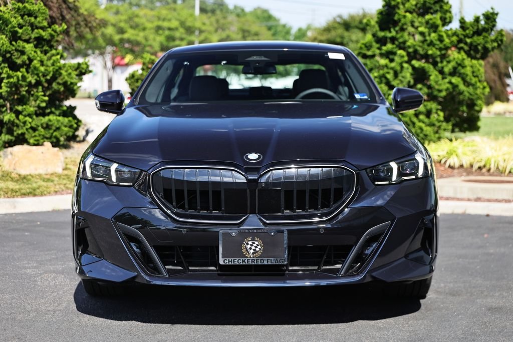 2027 BMW 5 Series 530i - Photo 11