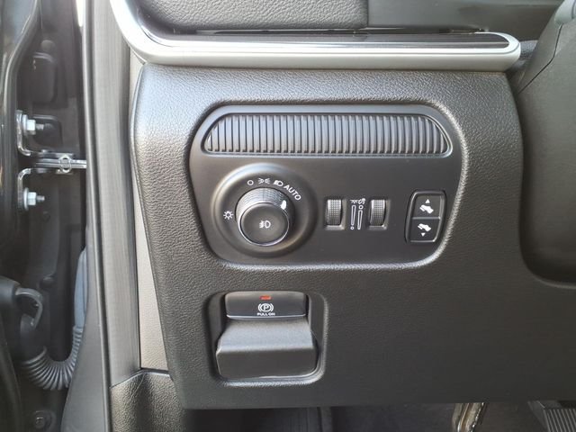 Certified Used 2023 Gray Jeep Base image 16