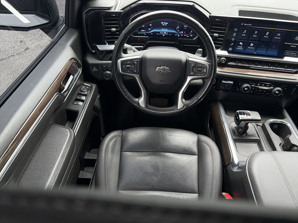 Used 2024 White Chevrolet RST image 16