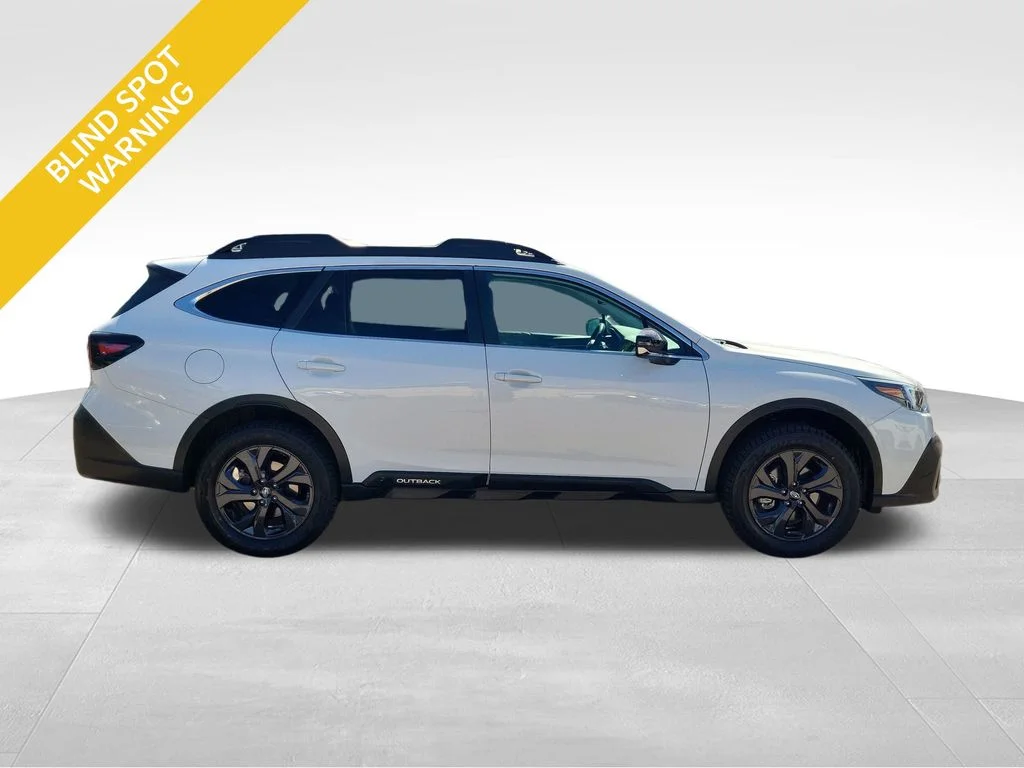 Used 2021 White Subaru Onyx Edition XT image 4