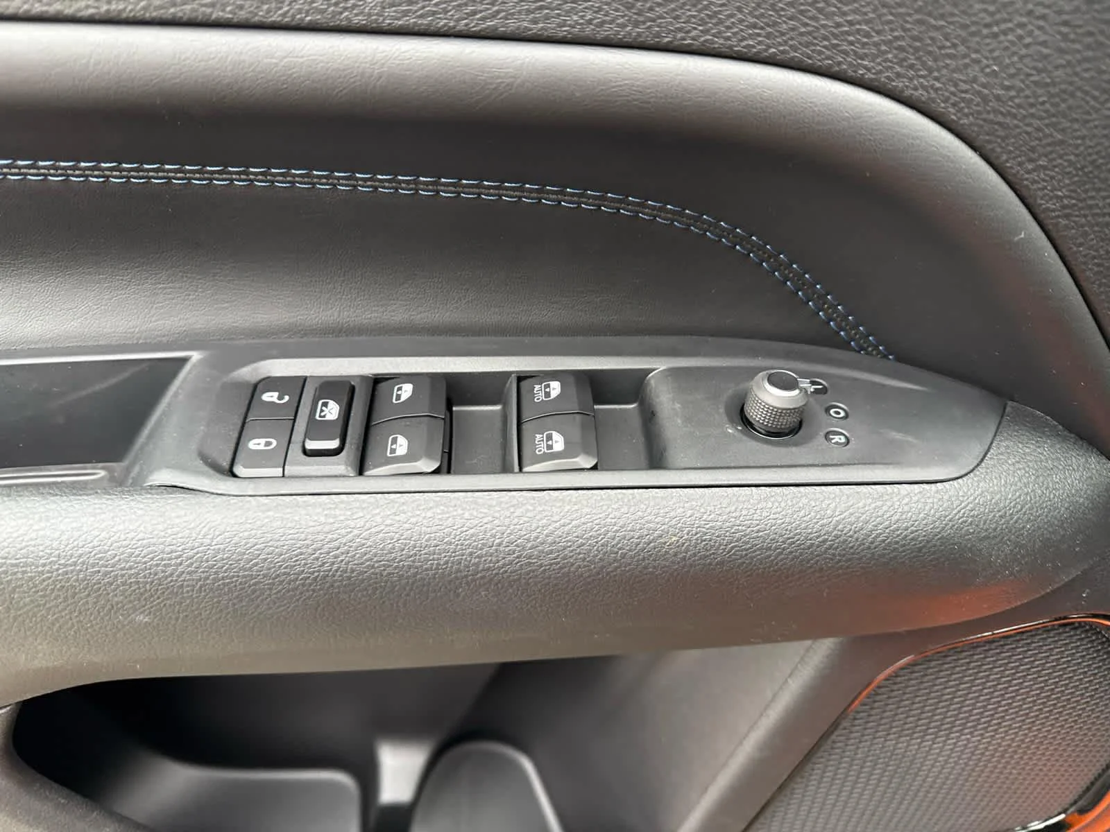 New 2026 Joose Jeep Limited Altitude image 13