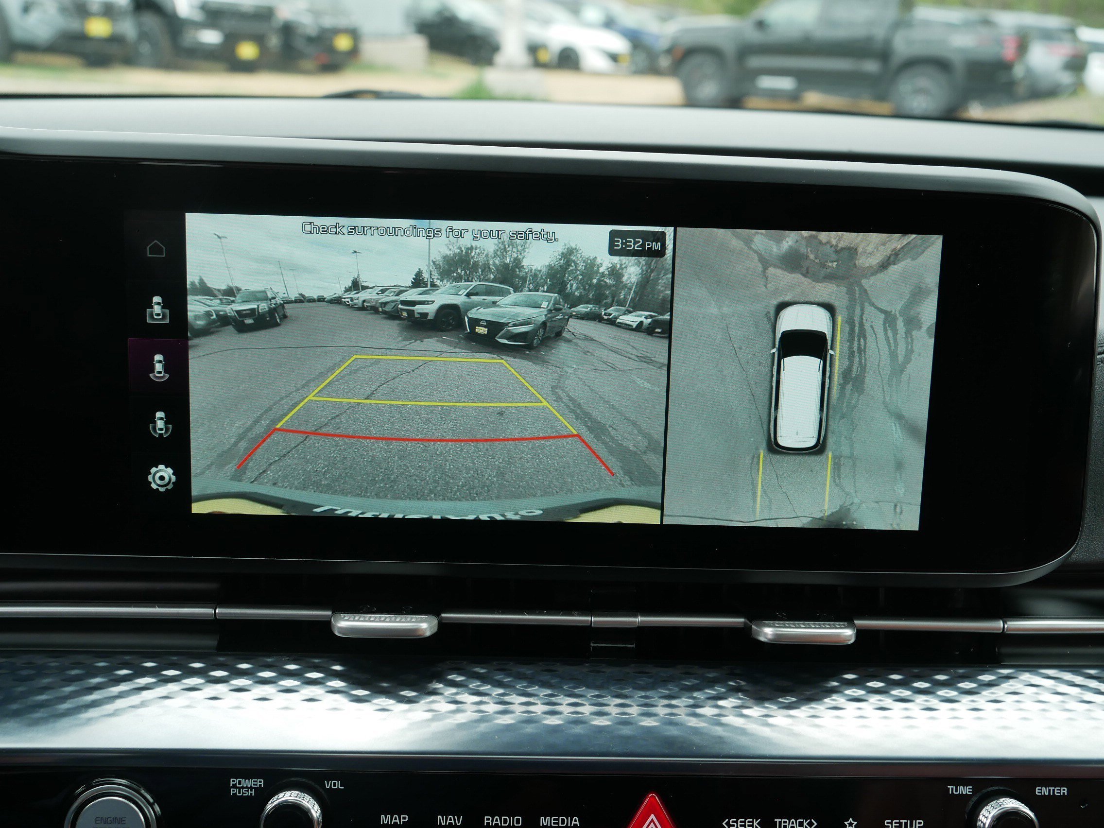 Certified Used 2022 Ceramic Silver Kia SX Prestige image 27