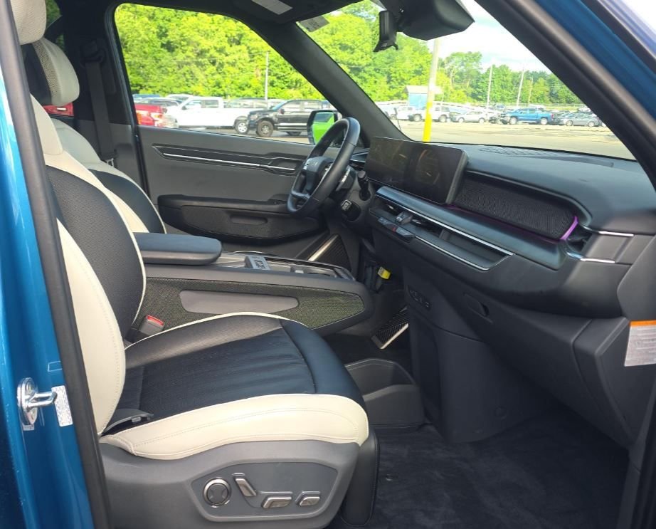 Used 2024 Blue Kia GT-Line image 6