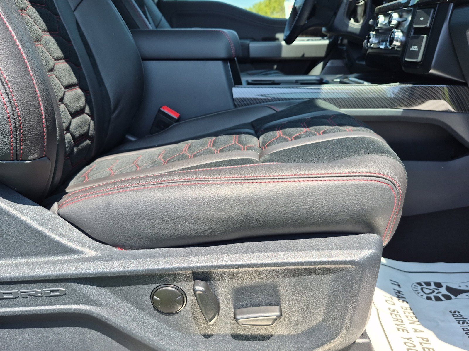 New 2026 Avalanche Ford F-250® Lariat® image 10