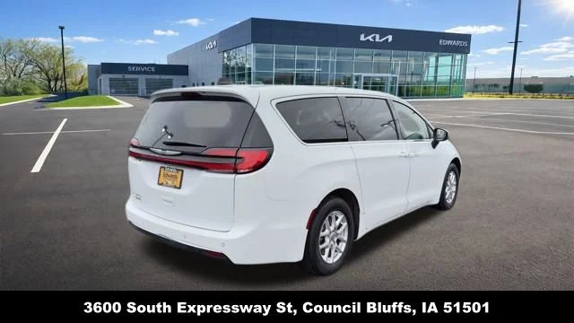 Used 2023 White Chrysler Touring L image 8