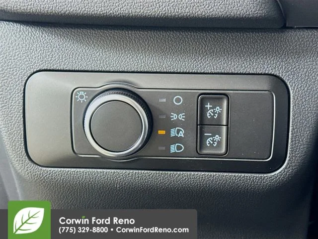 New 2026 Star White Metallic Tri-coat Ford ST-Line image 11