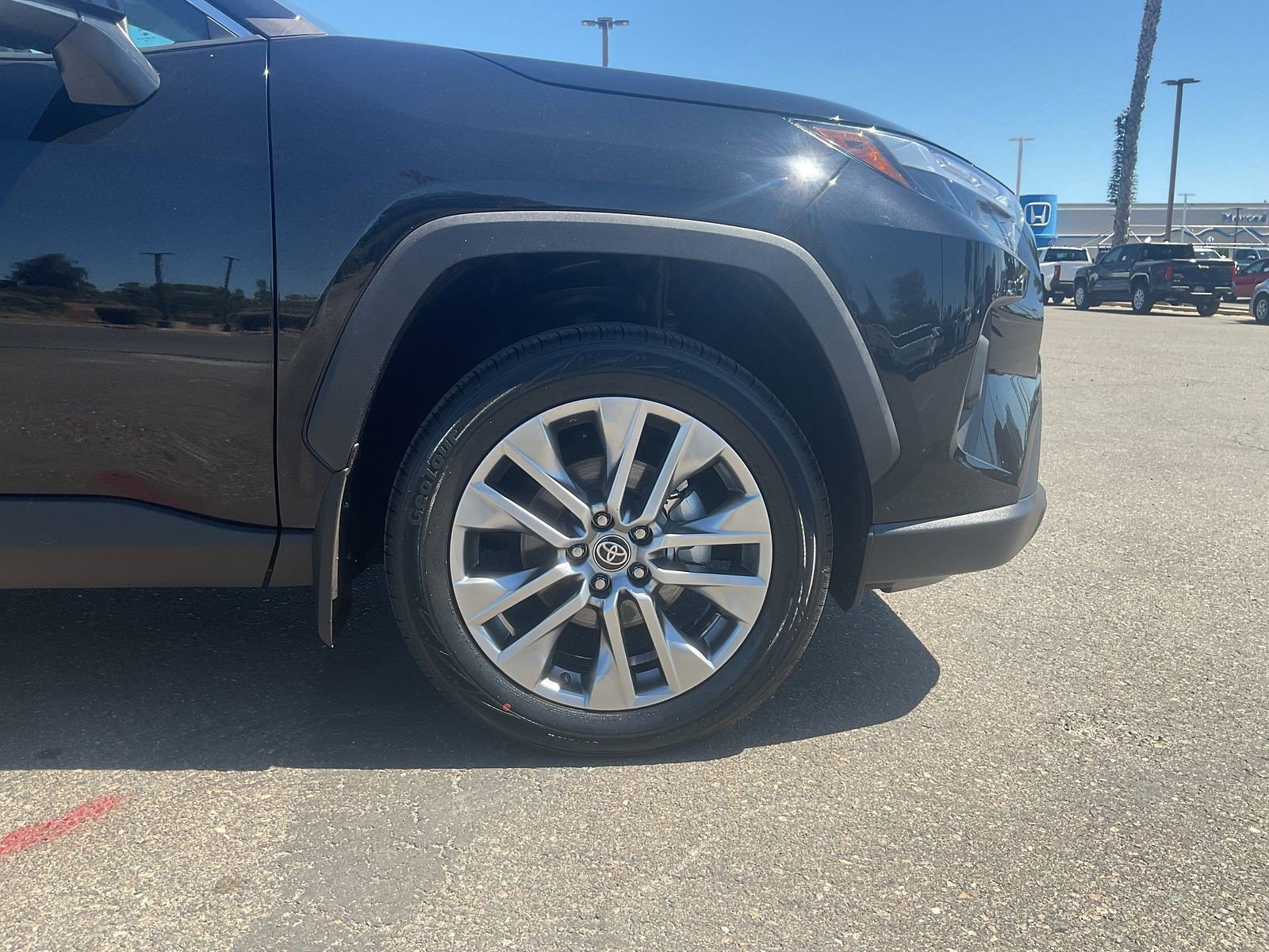 Certified Used 2023 Midnight Black Metallic Toyota XLE Premium image 9