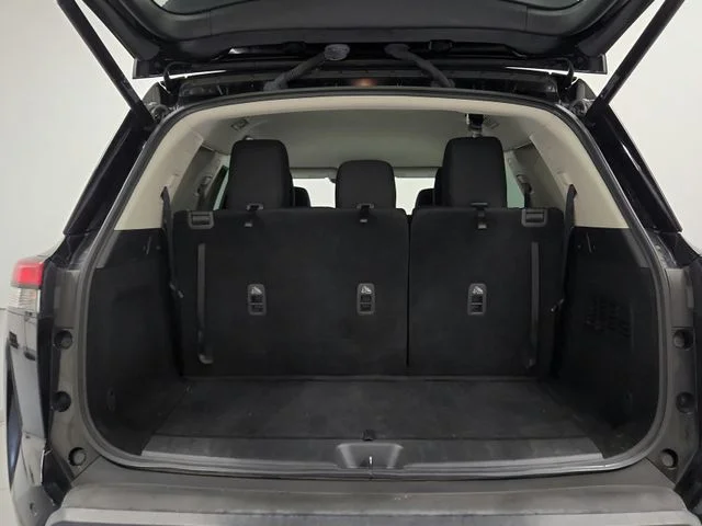Used 2025 Black Nissan SV image 31