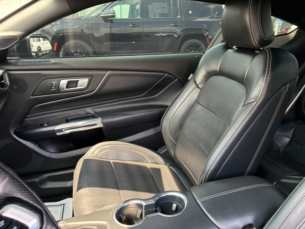 Used 2025 Black Ford GT Premium image 14