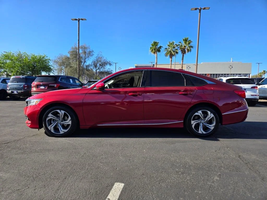 Used 2018 Red Honda EX 1.5T image 3