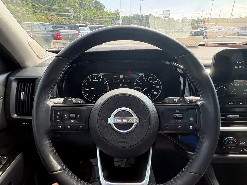 Used 2022 Brilliant Silver Met Nissan SL image 12