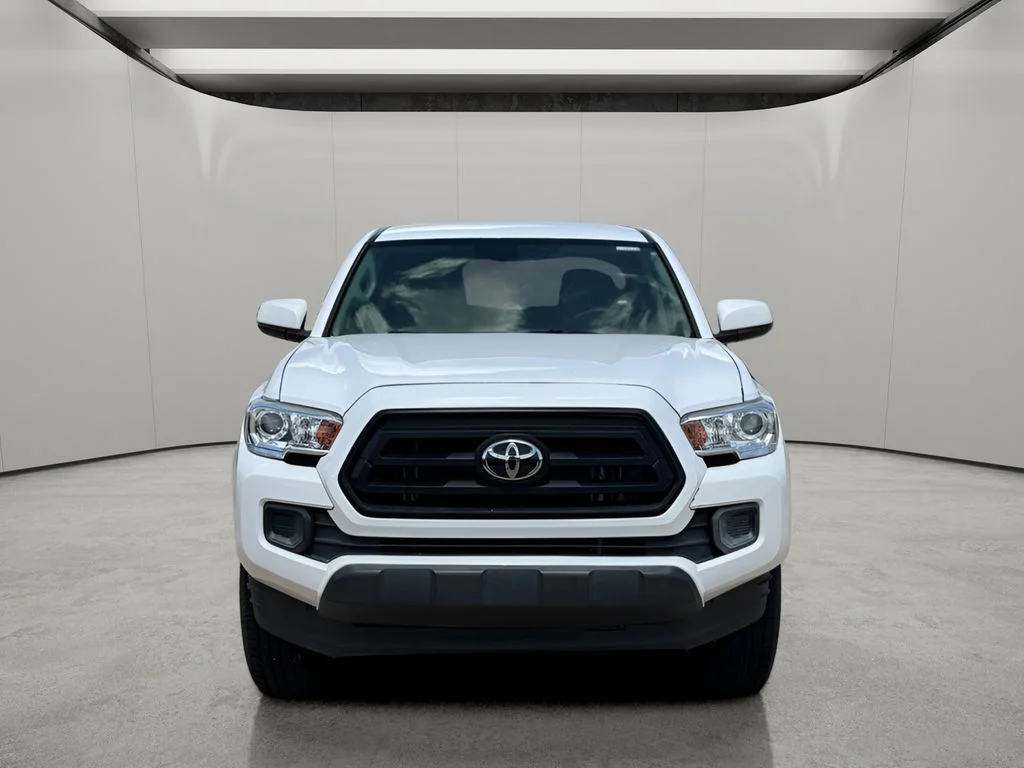 Used 2021 Super White Toyota SR image 9