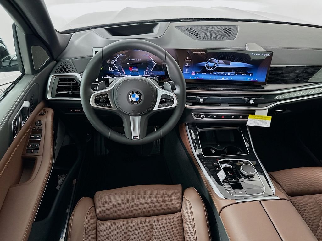Used 2026 Skyscraper Grey Metallic BMW xDrive40i image 19