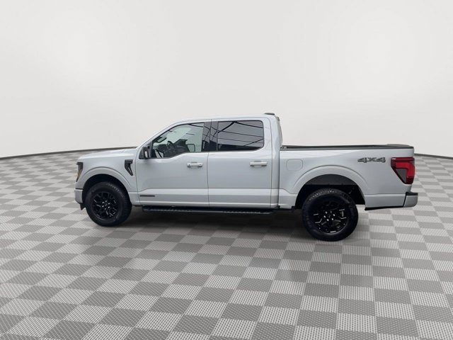 Used 2024 Avalanche Gray Ford XLT image 40