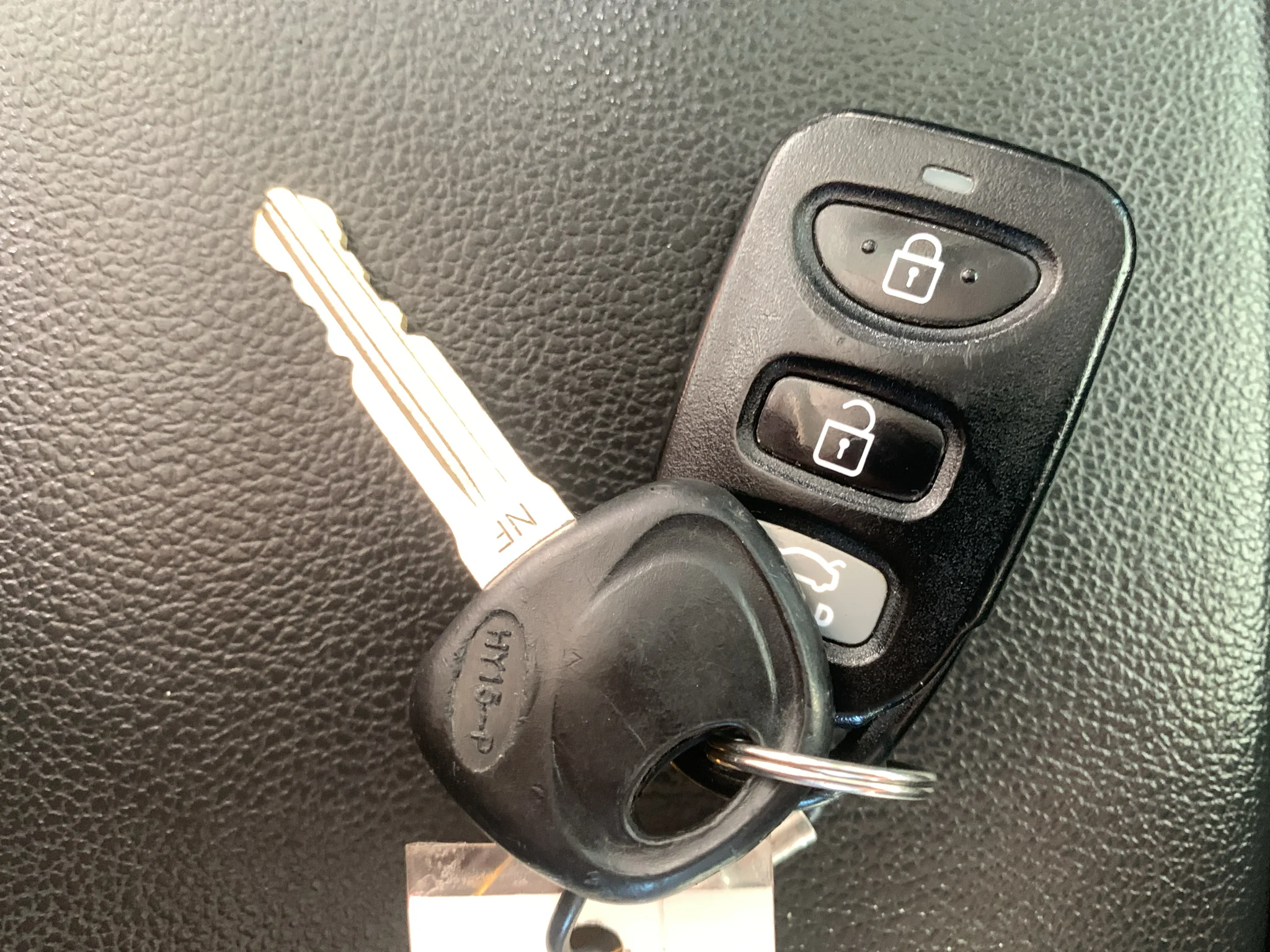 Used 2020  Hyundai SEL image 26