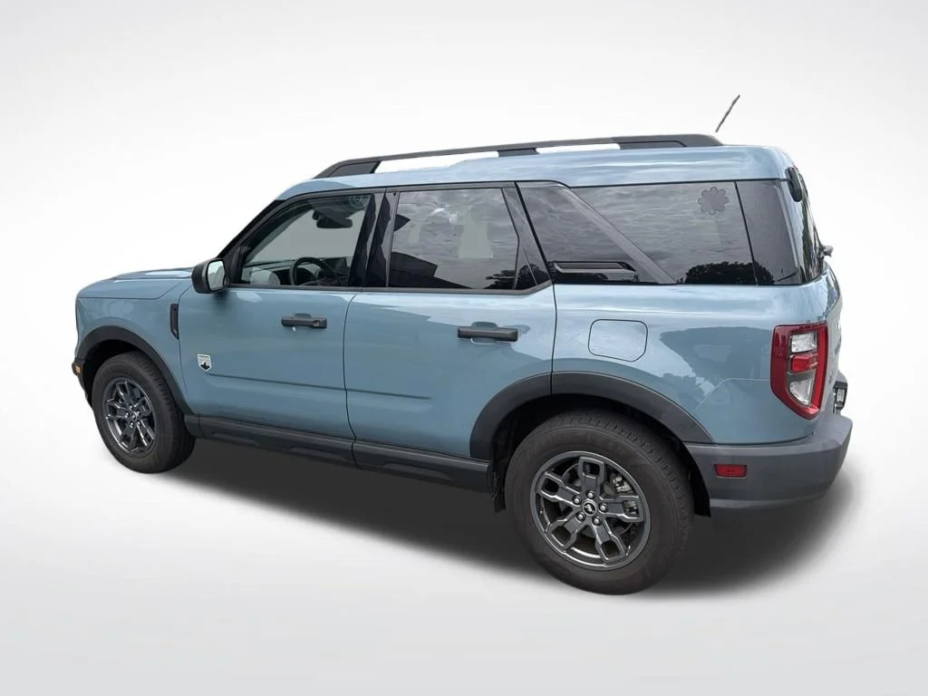 Used 2021  Ford Big Bend image 3