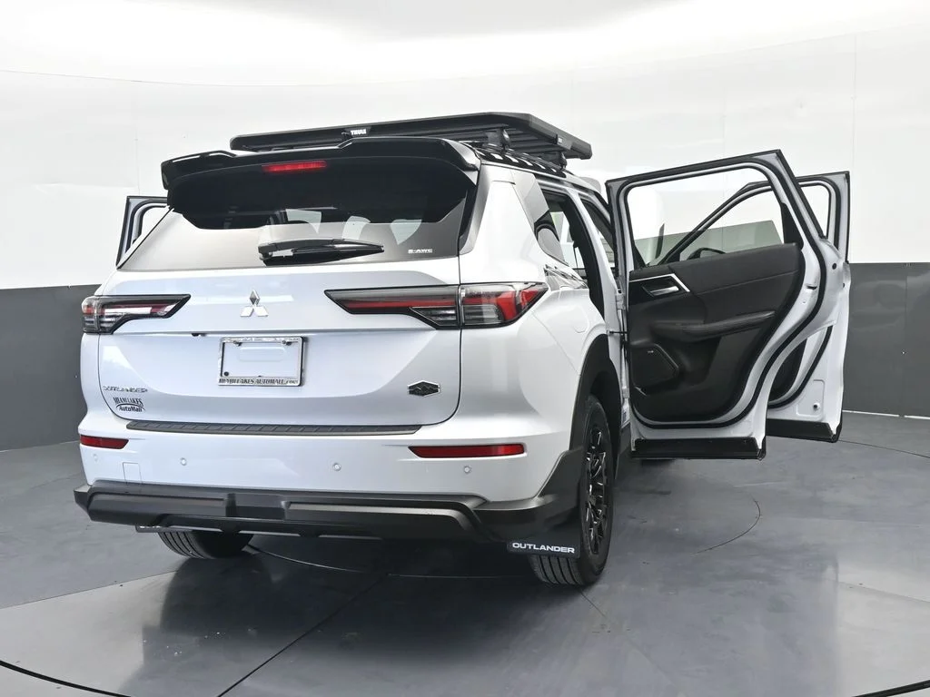 New 2026 White Mitsubishi Trail Edition image 83
