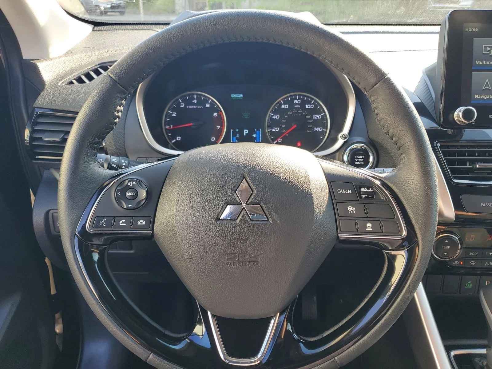 2024 Mitsubishi Eclipse Cross SE - Photo 11