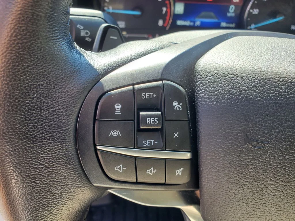 Used 2020 White Ford Limited image 16