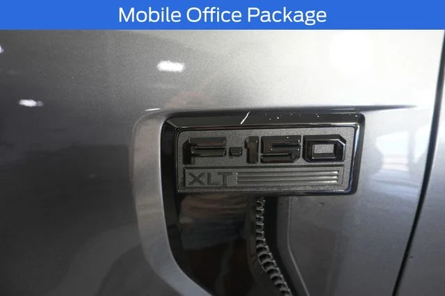 New 2026 Carbonized Gray Metallic Ford XLT image 11