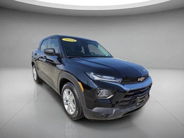 Used 2023 Mosaic Black Metallic Chevrolet LS image 7