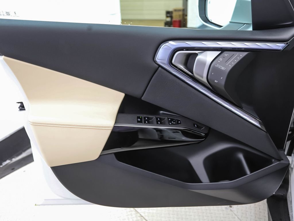 New 2026 Mineral White Metallic BMW 30 xDrive image 9