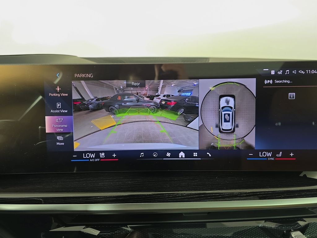 New 2026 Mineral White Metallic BMW xDrive40i image 23