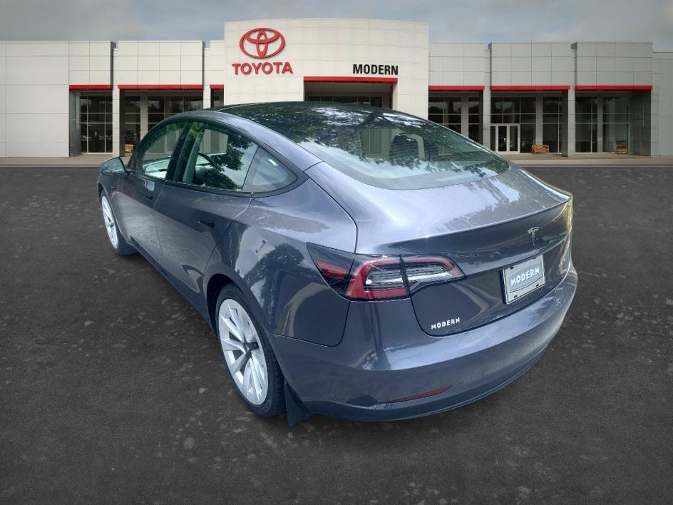 Used 2022 Midnight Silver Metallic Tesla Long Range image 6
